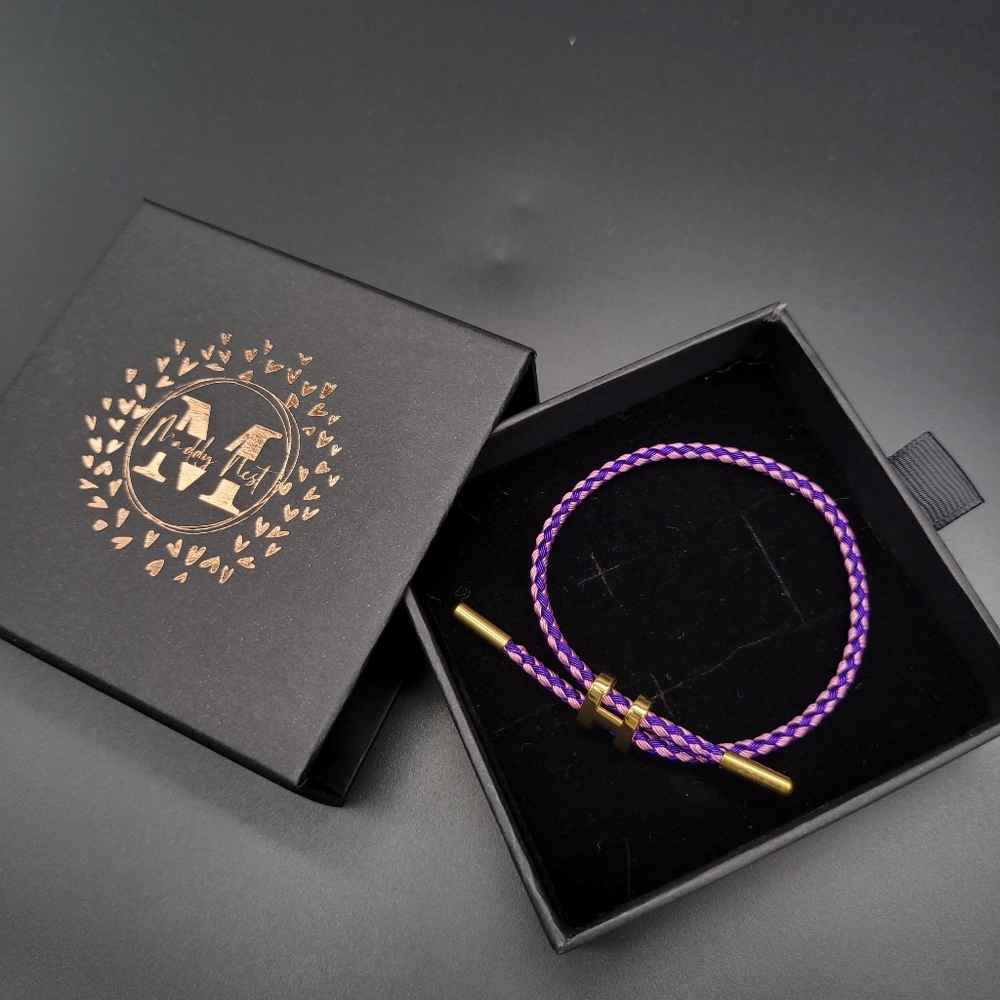 Stainless Steel Adjustable Clasp Bracelet.